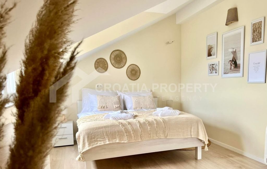 well appointed shoreline apartment house tribunj - 3640 (14)