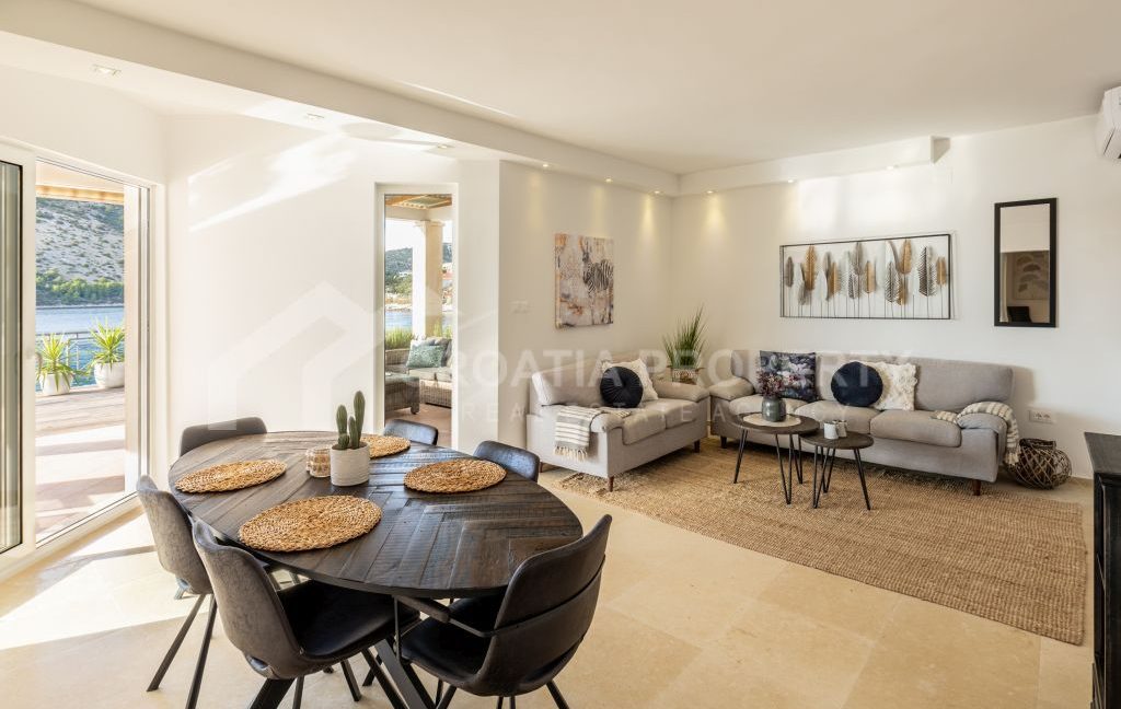 exclusive first row villa marina - 3691 (1)
