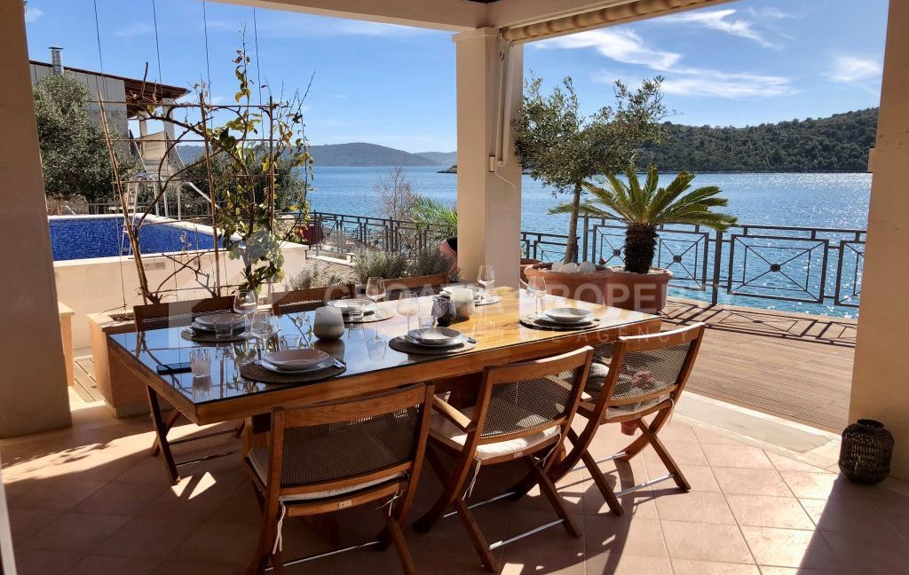 exclusive first row villa marina - 3691 (17)