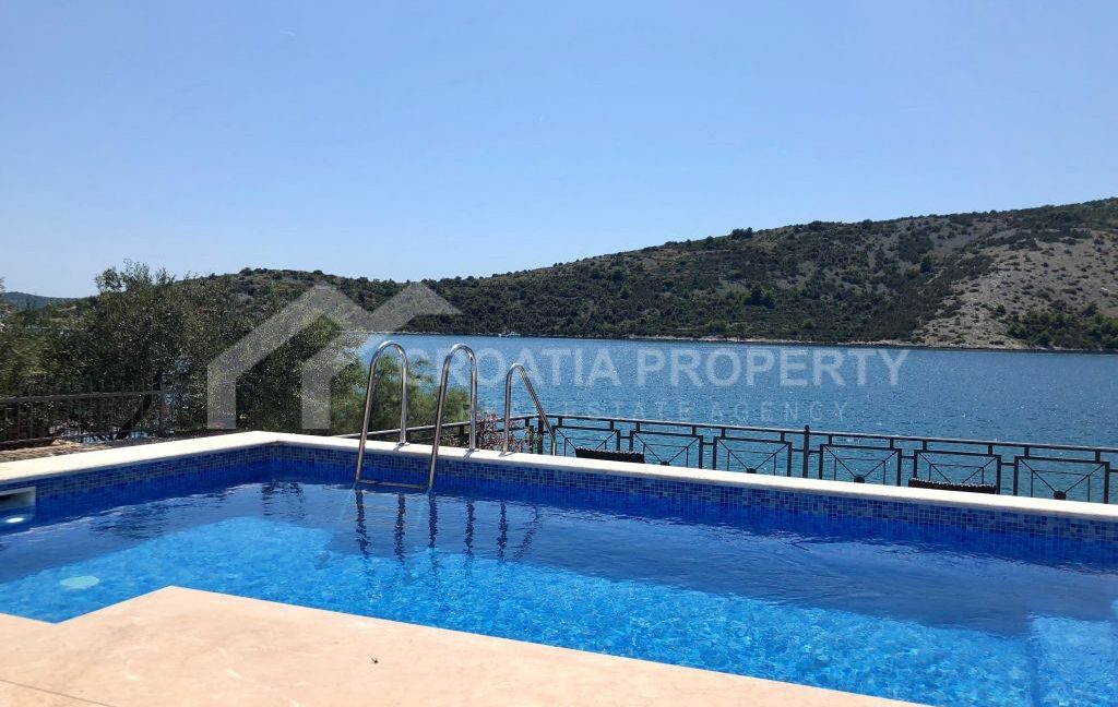 exclusive first row villa marina - 3691 (25)