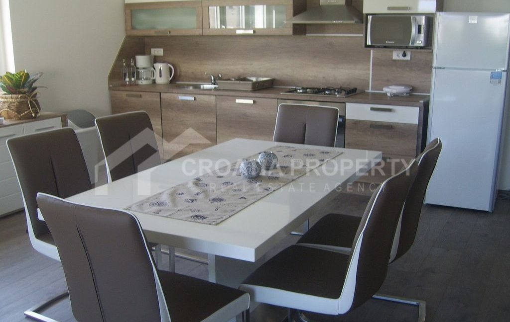 furnished sea view villa in city centre rogoznica - 3700 (7)