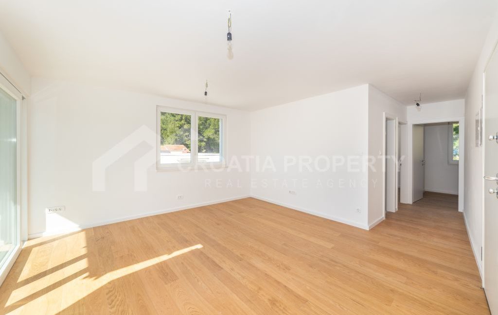 immediate occupancy apartment zaostrog - 3688 (1)