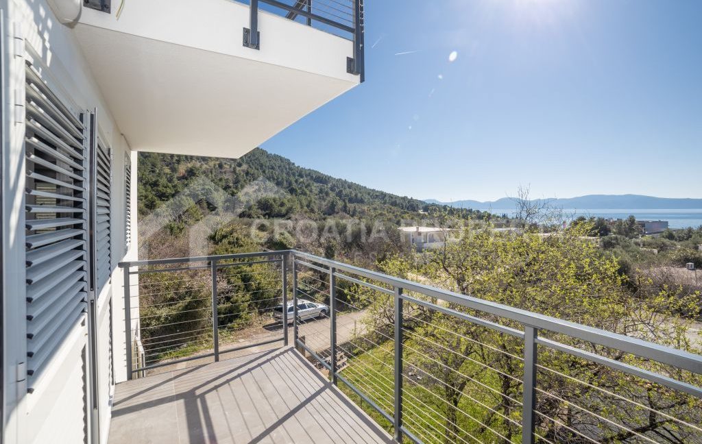 immediate occupancy apartment zaostrog - 3688 (11)