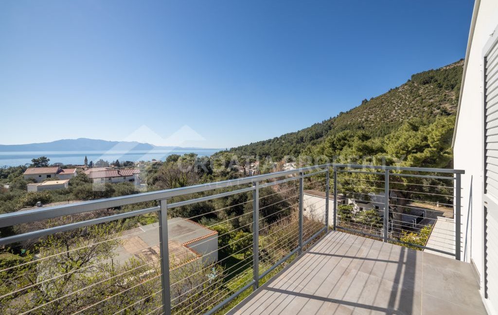 immediate occupancy apartment zaostrog - 3688 (12)