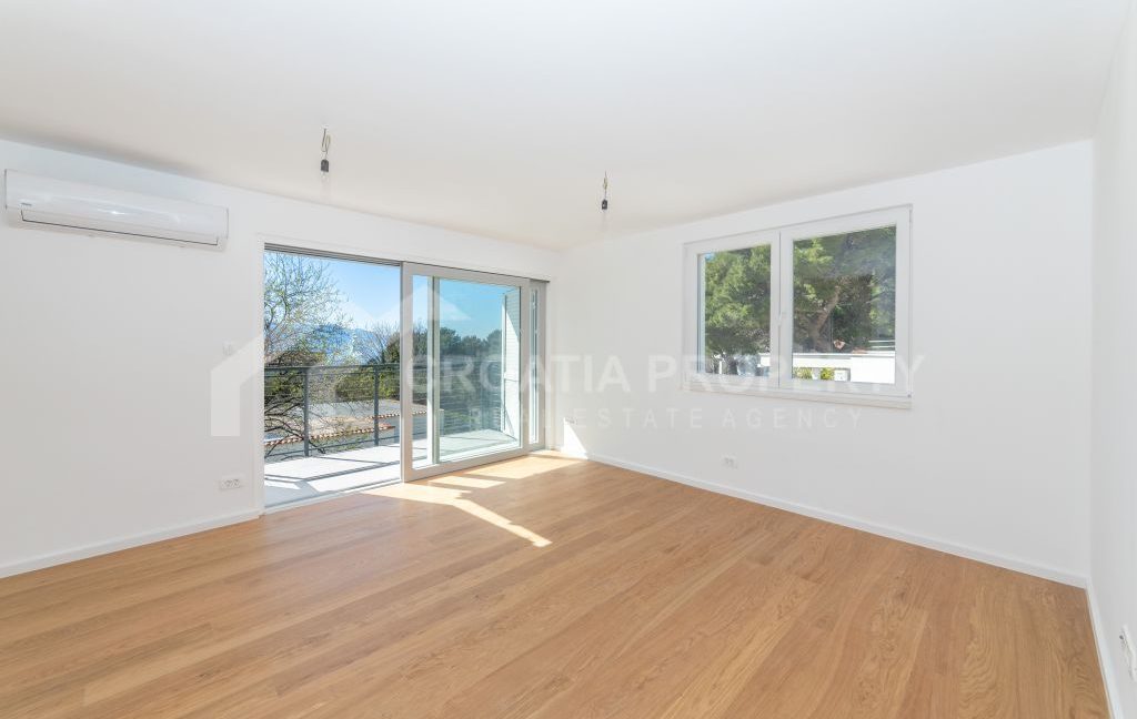 immediate occupancy apartment zaostrog - 3688 (4)