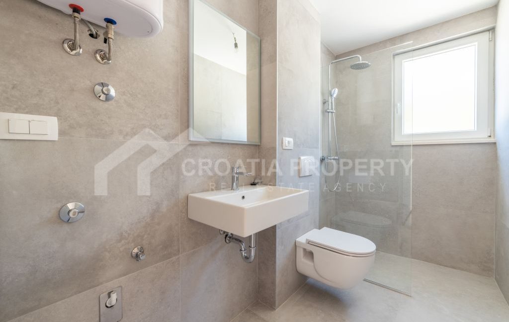 immediate occupancy apartment zaostrog - 3688 (5)