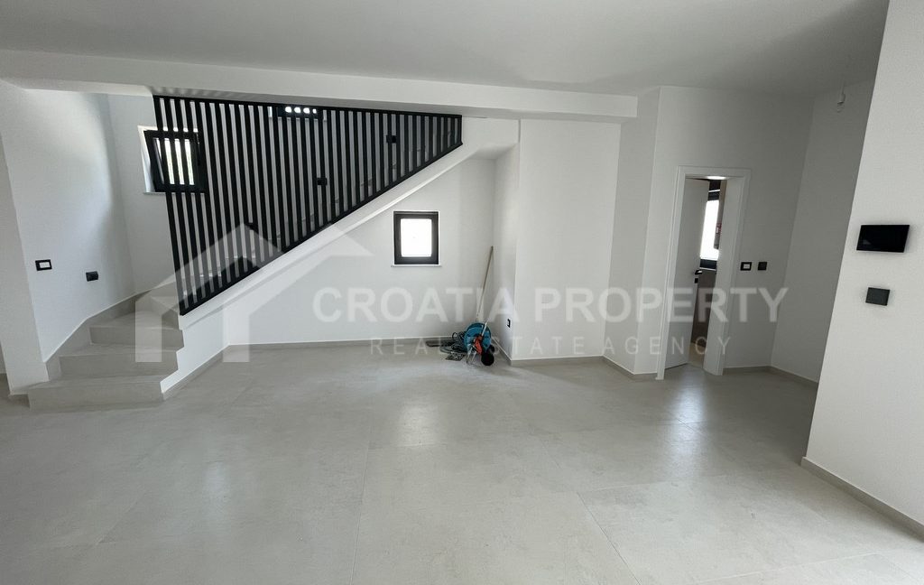 new two story modern design house murter (10)