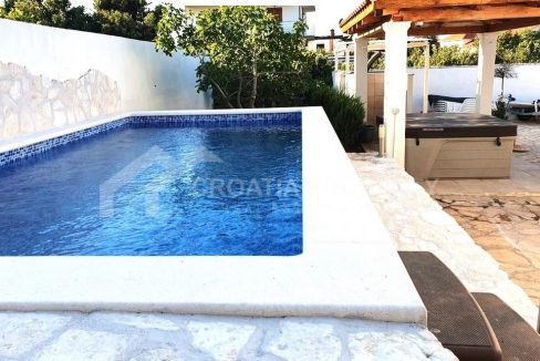 beautiful villa near the sea rogoznica - 3727 (1)