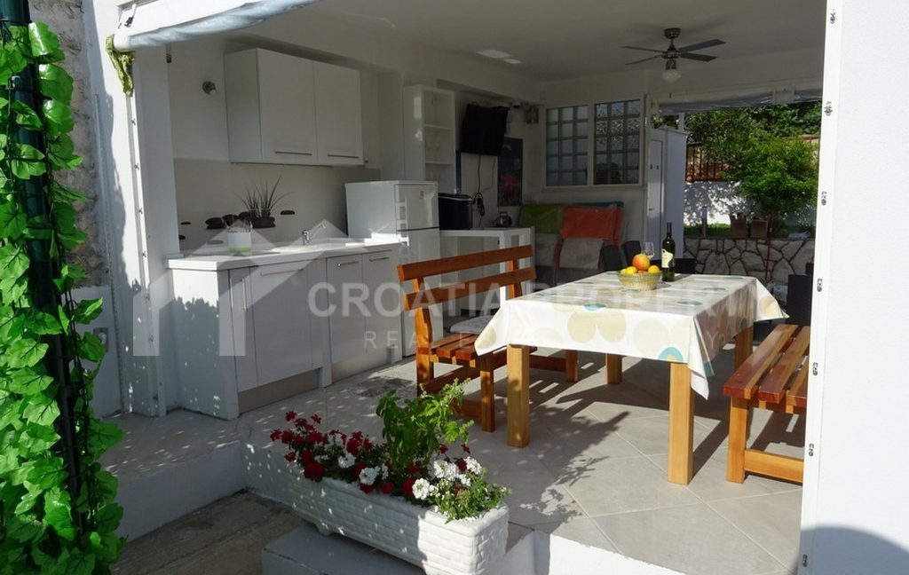 beautiful villa near the sea rogoznica - 3727 (11)