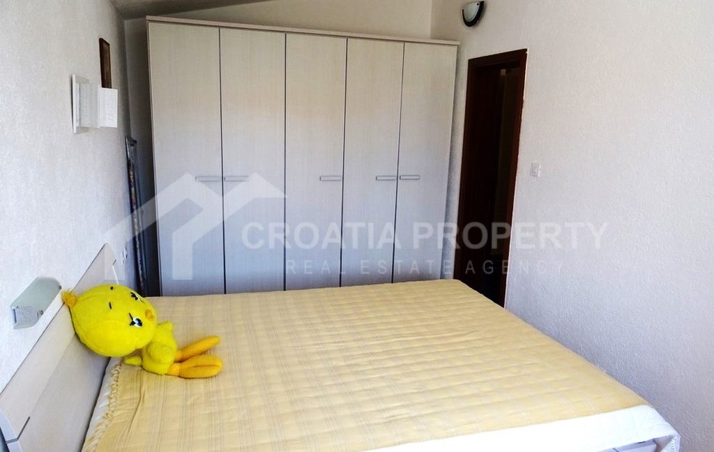 beautiful villa near the sea rogoznica - 3727 (4)
