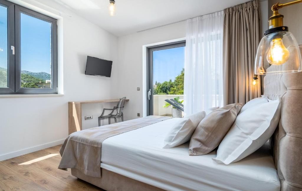 exquisite pool villa in tranquil area omis - 3731 (10)