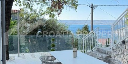 Seashore house with a view Omis