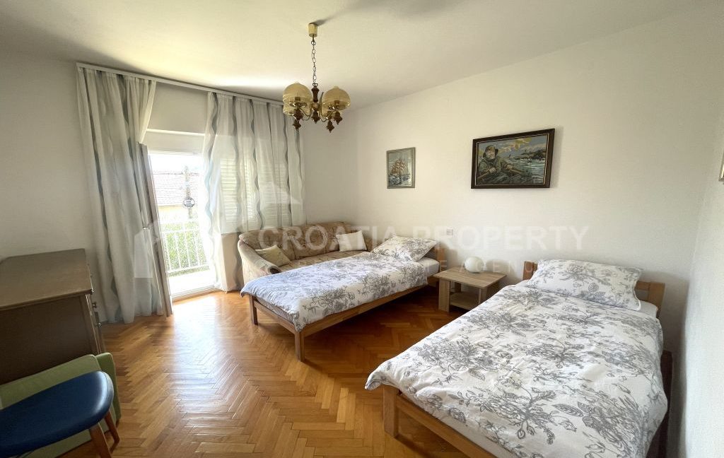 seaside house with spacious garden and garage - 3717 (7)