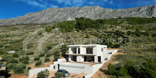 Stunning villa with seaview and pool Duce