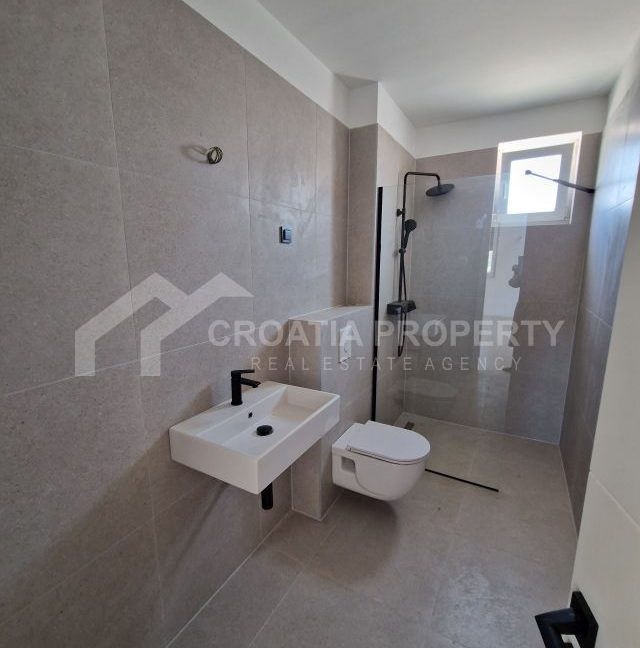 alluring penthouse with sea view grebastica - 3742 (13)
