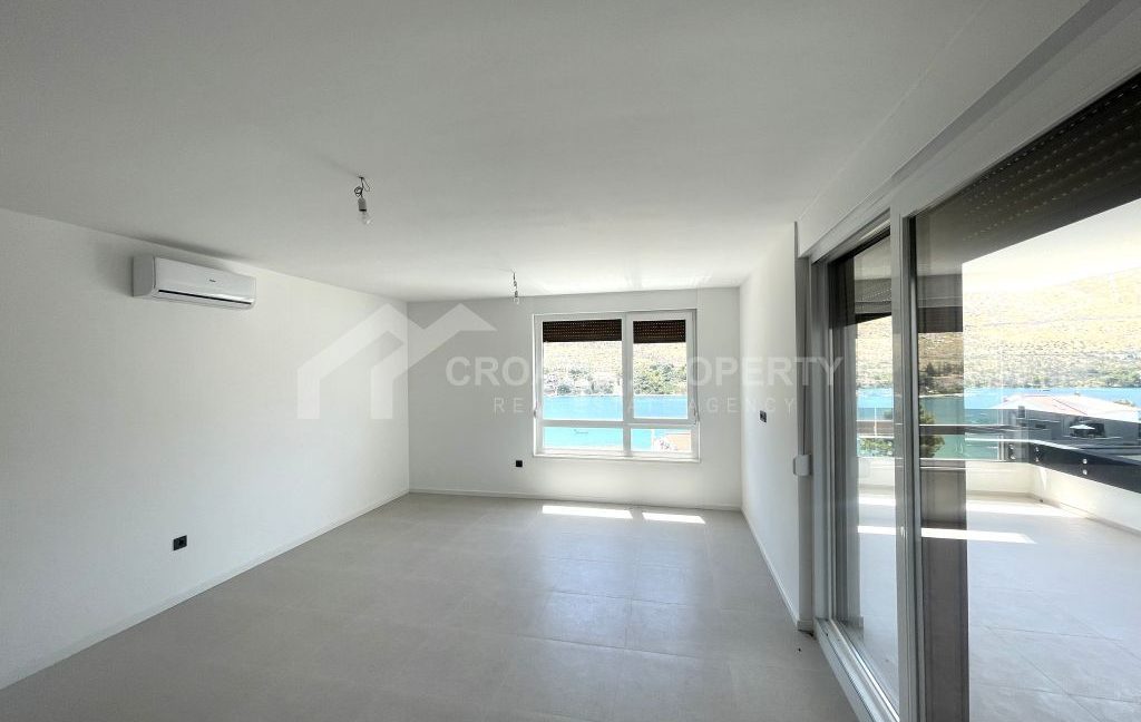 alluring penthouse with sea view grebastica - 3742 (4)