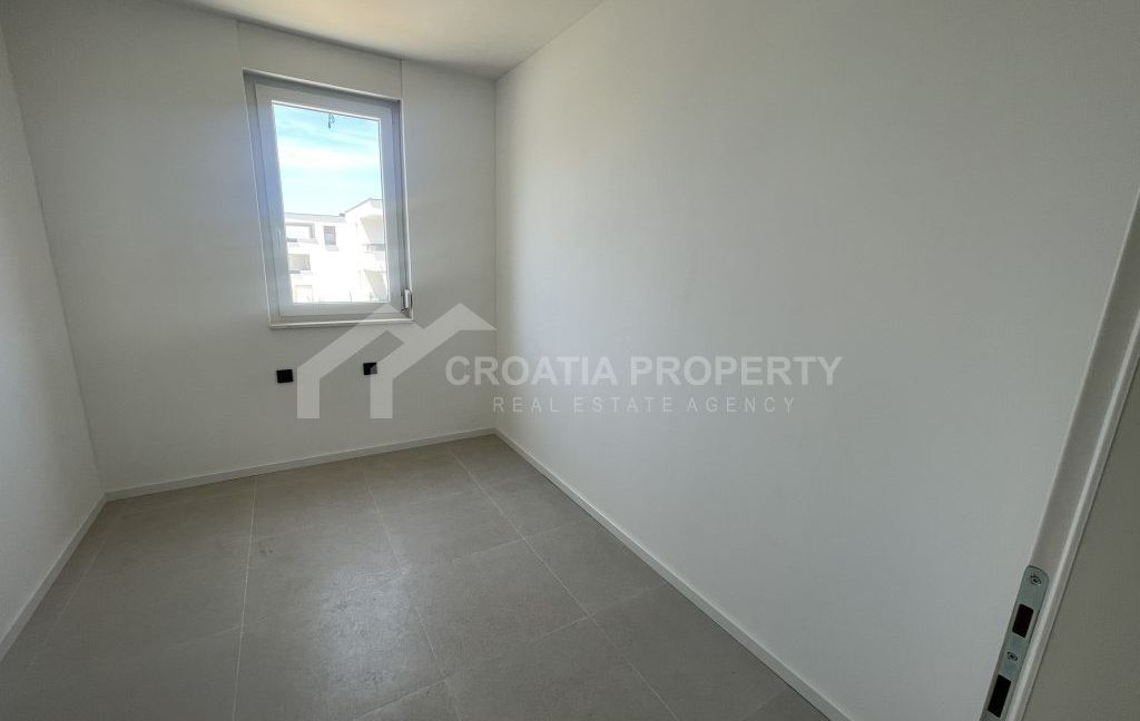 alluring penthouse with sea view grebastica - 3742 (8)
