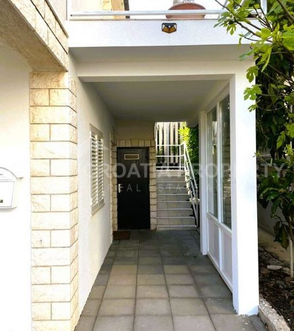 beach house with sea view rogoznica - 3737 (15)