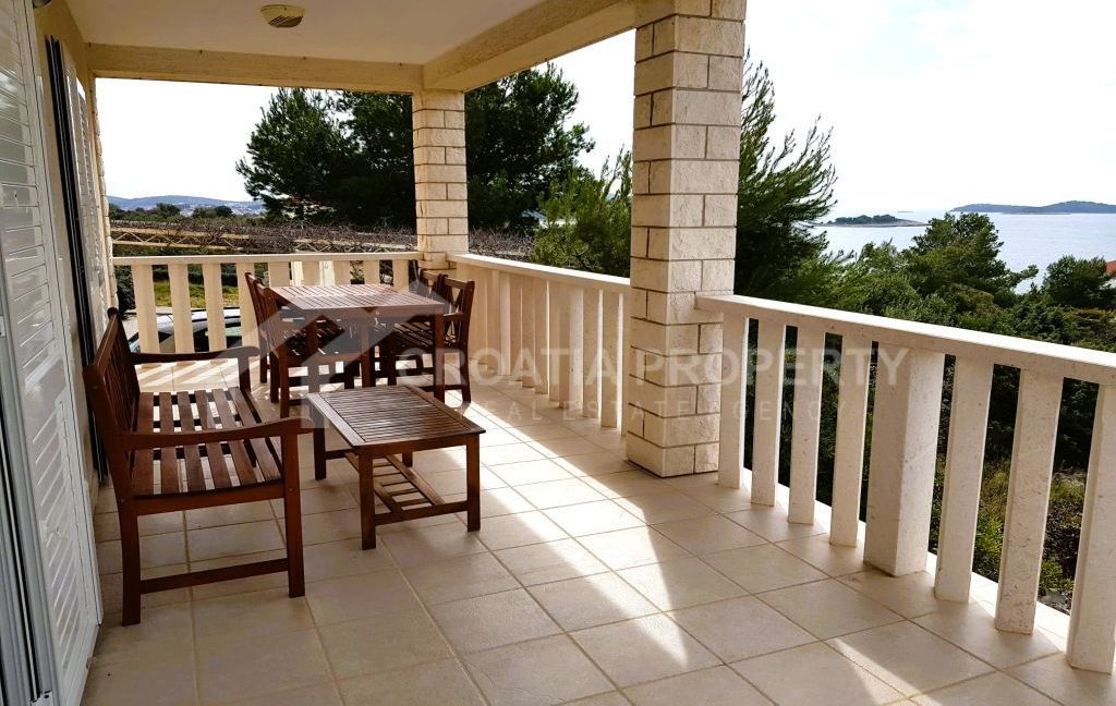 beach house with sea view rogoznica - 3737 (19)