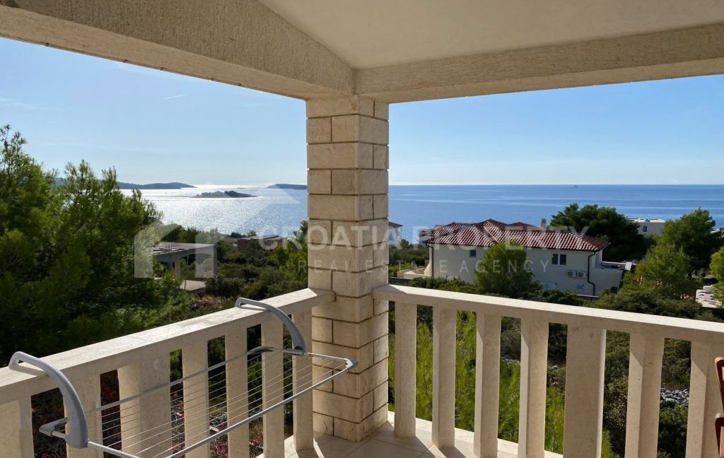 beach house with sea view rogoznica - 3737 (2)
