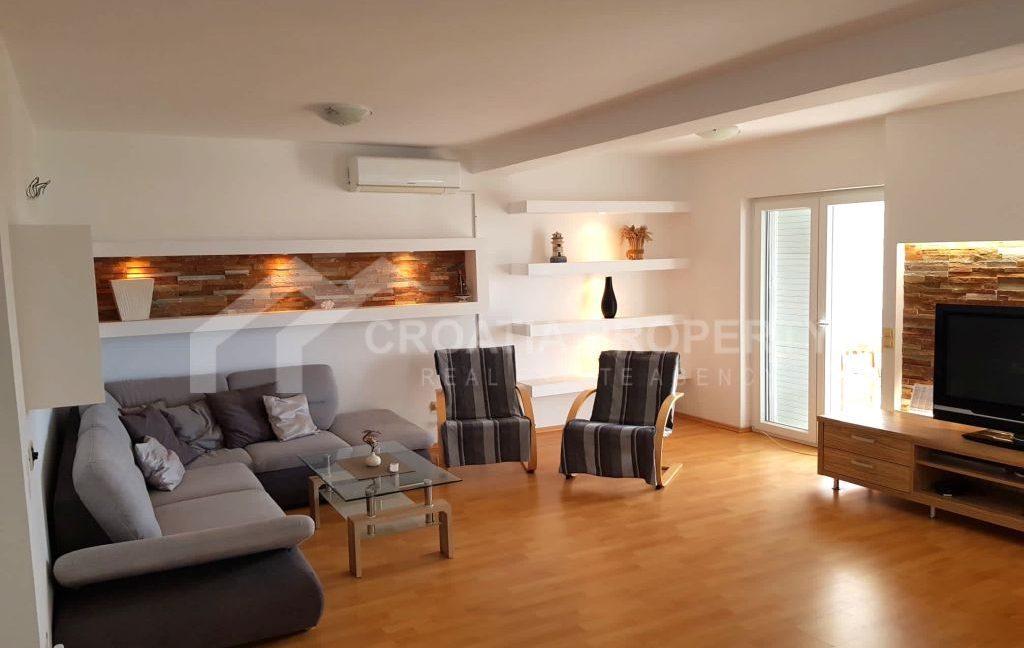 beach house with sea view rogoznica - 3737 (6)