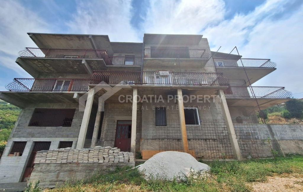 detached house with land area podstrana - 3740 (4)
