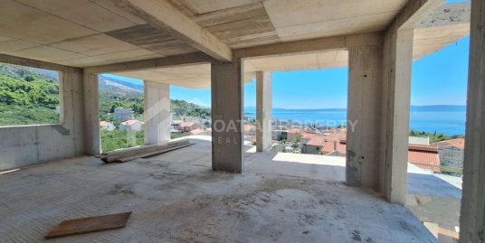 Luxury penthouse with a view Tucepi