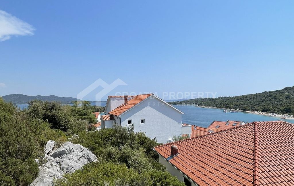 luxury sea view penthouse murter (1)