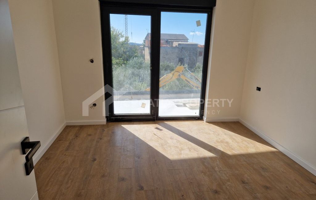 new spacious apartment near the beach tribunj (4)
