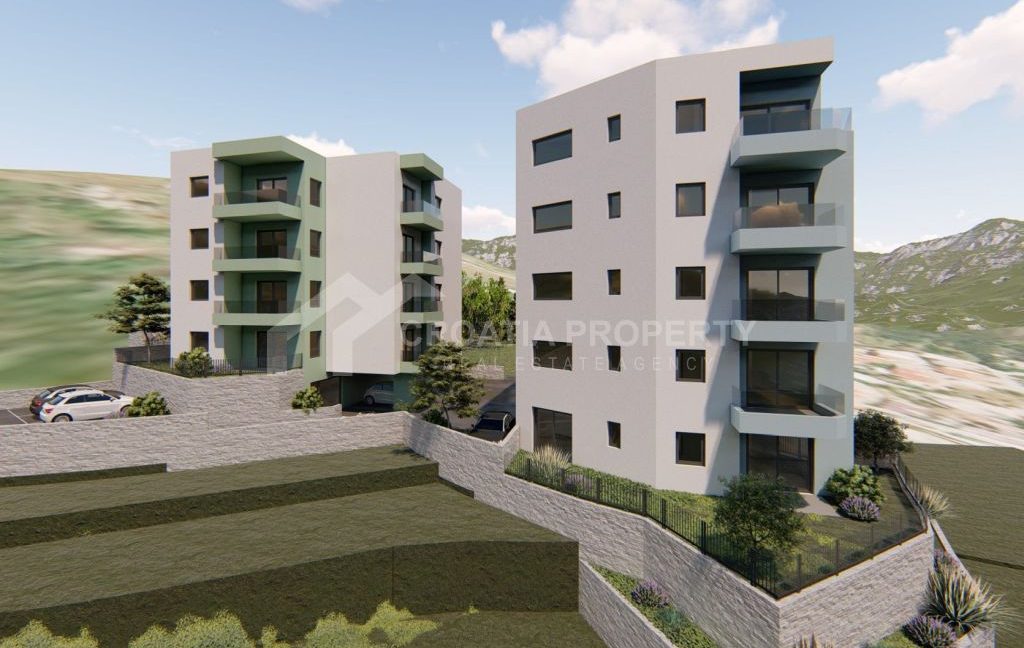 second floor apartment with a view omis (1)