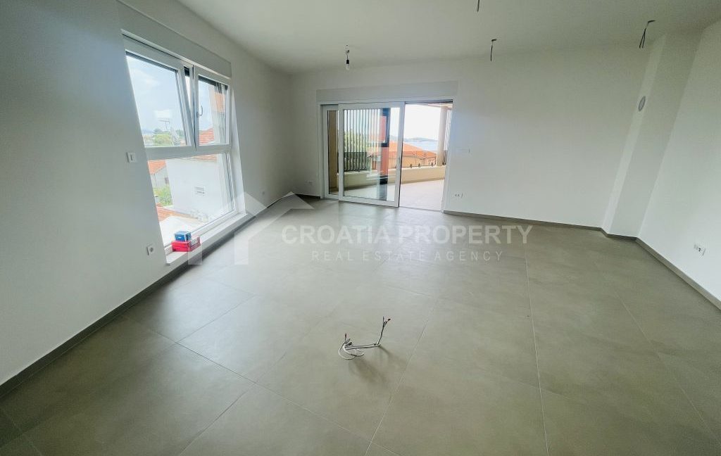 spacious apartmant near the beach vodice - 3763 (2)