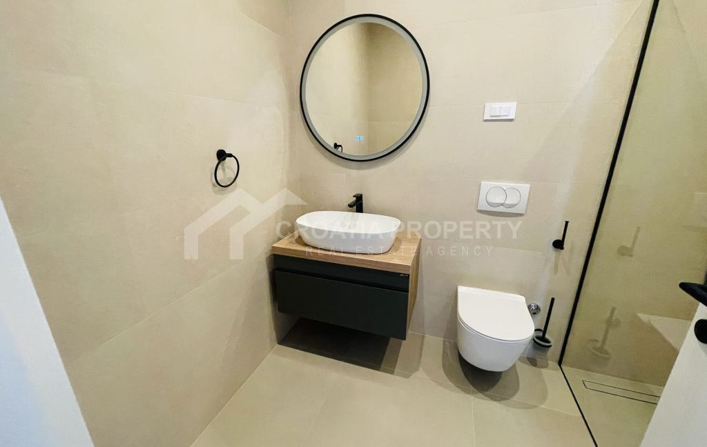 spacious apartmant near the beach vodice - 3763 (7)