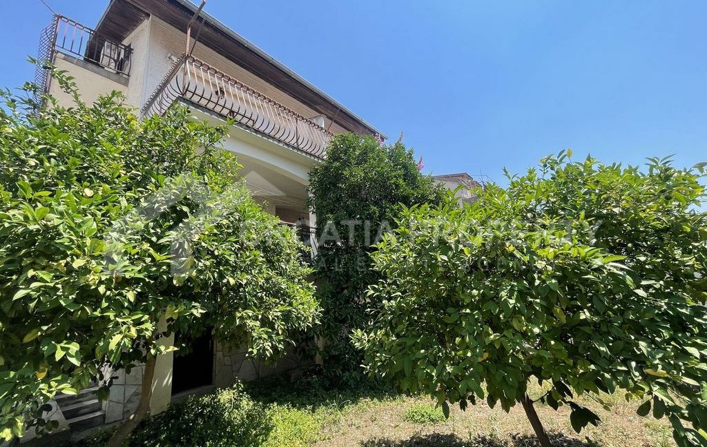 spacious beach house with sea view ciovo - 3736 (4)