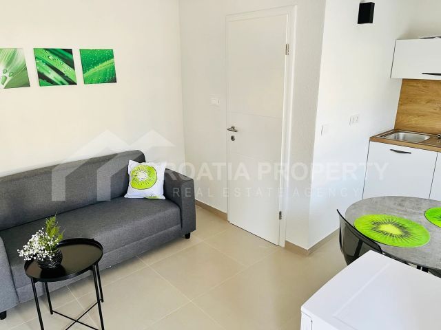 spacious house near the beach and city centre rogoznica - 3769 (10)
