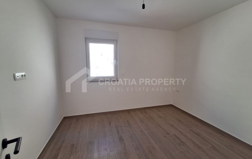contemporary apartment with a view baska voda - 3780 (5)