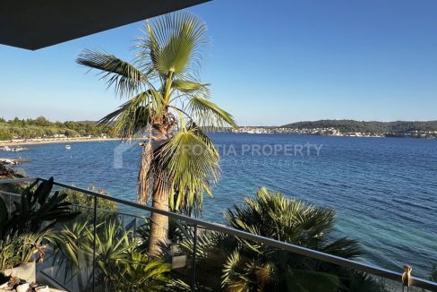 first row apartment with a pool and terrace peljesac - 3790 (1)