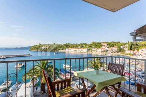 furnished first row sea view apartment korcula - 3781 (1)