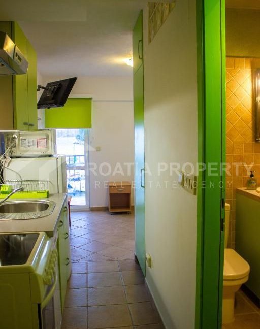 furnished first row sea view apartment korcula - 3781 (2)