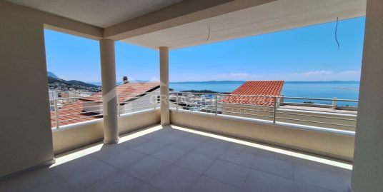 Modern design penthouse with sea view Makarska