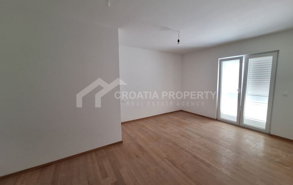 new coastal apartment with a view makarska (5) - 1K JPEG
