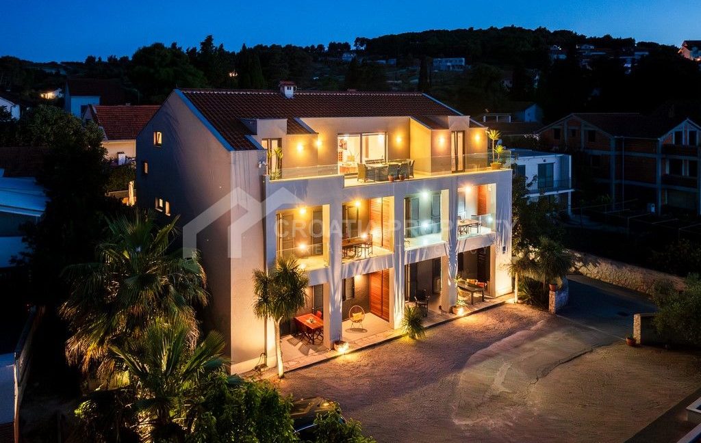 2nd row spacious seaside villa brac - 3808 (20)