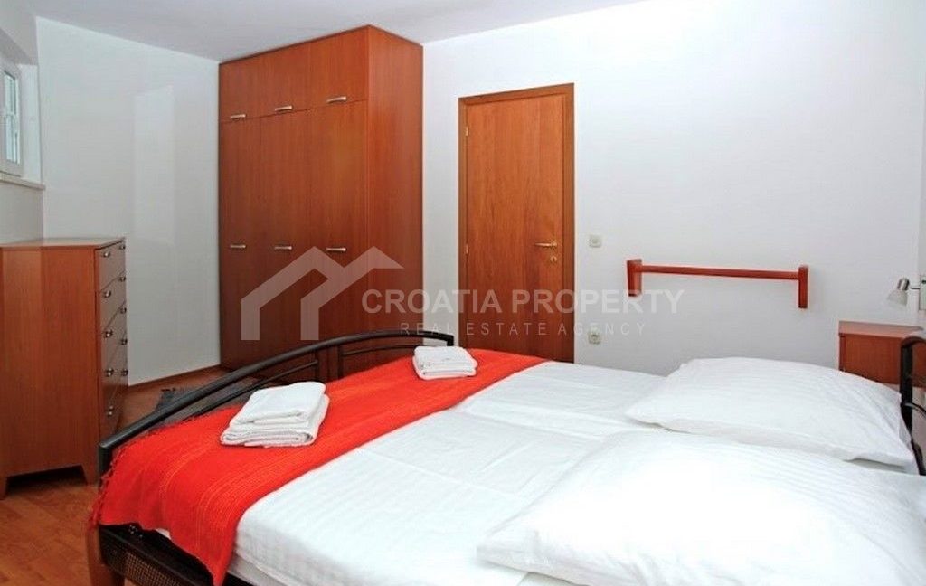 groundfloor apartment near the beach bol - 3817 (8)