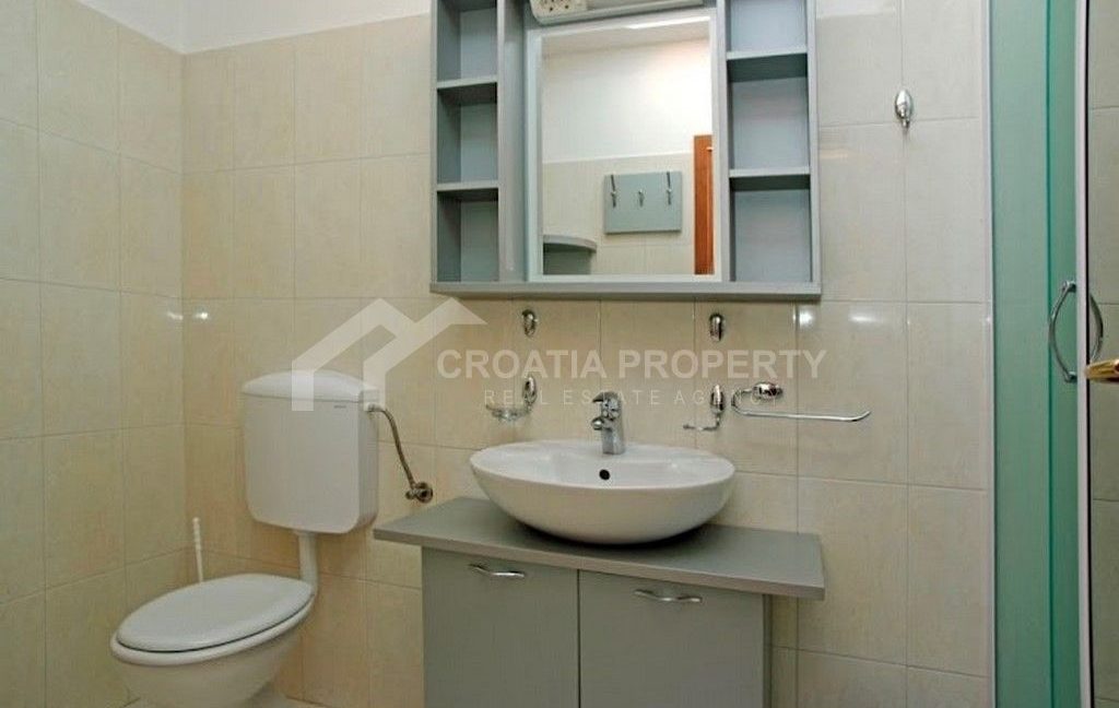 groundfloor apartment near the beach bol - 3817 (9)
