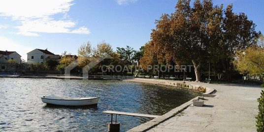 New apartment with parking lot Kastel Sucurac
