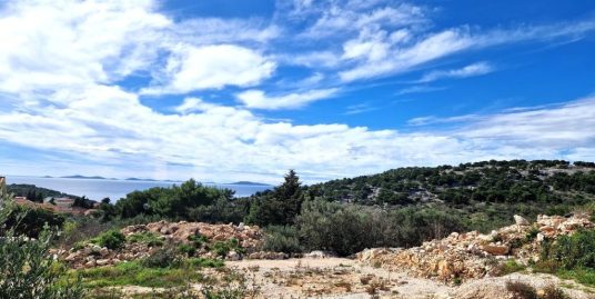 Construction land with a sea view Murter