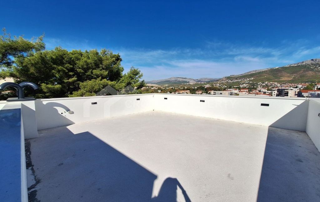 new penthouse with rooftop terrace podstrana - 3829 (10)