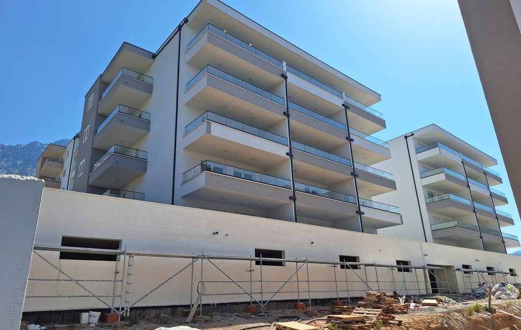 sea view apartment with loggia (1)