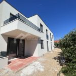 seaside apartment with spacious garden srima - 3822 (1)