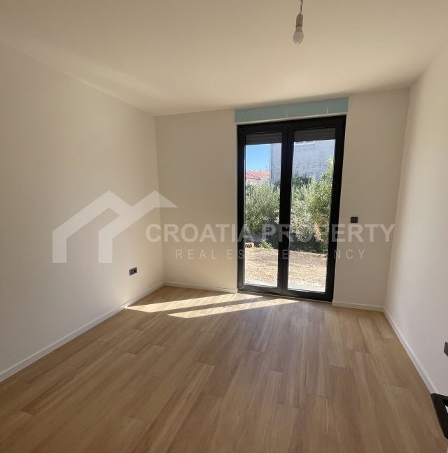 spacious apartment with beautiful garden srima - 3821 (11)