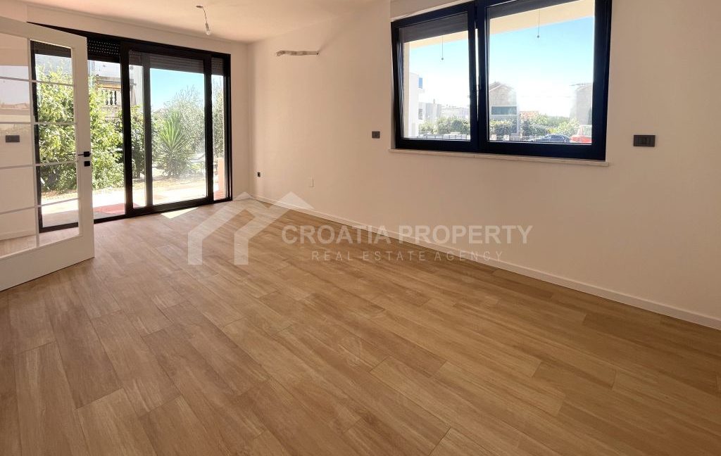 spacious apartment with beautiful garden srima - 3821 (4)